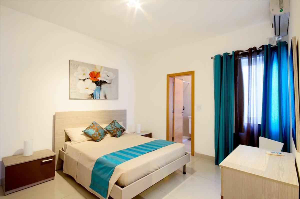 Ferienwohnung Crescent Court F St. Paul's Bay Exterior foto